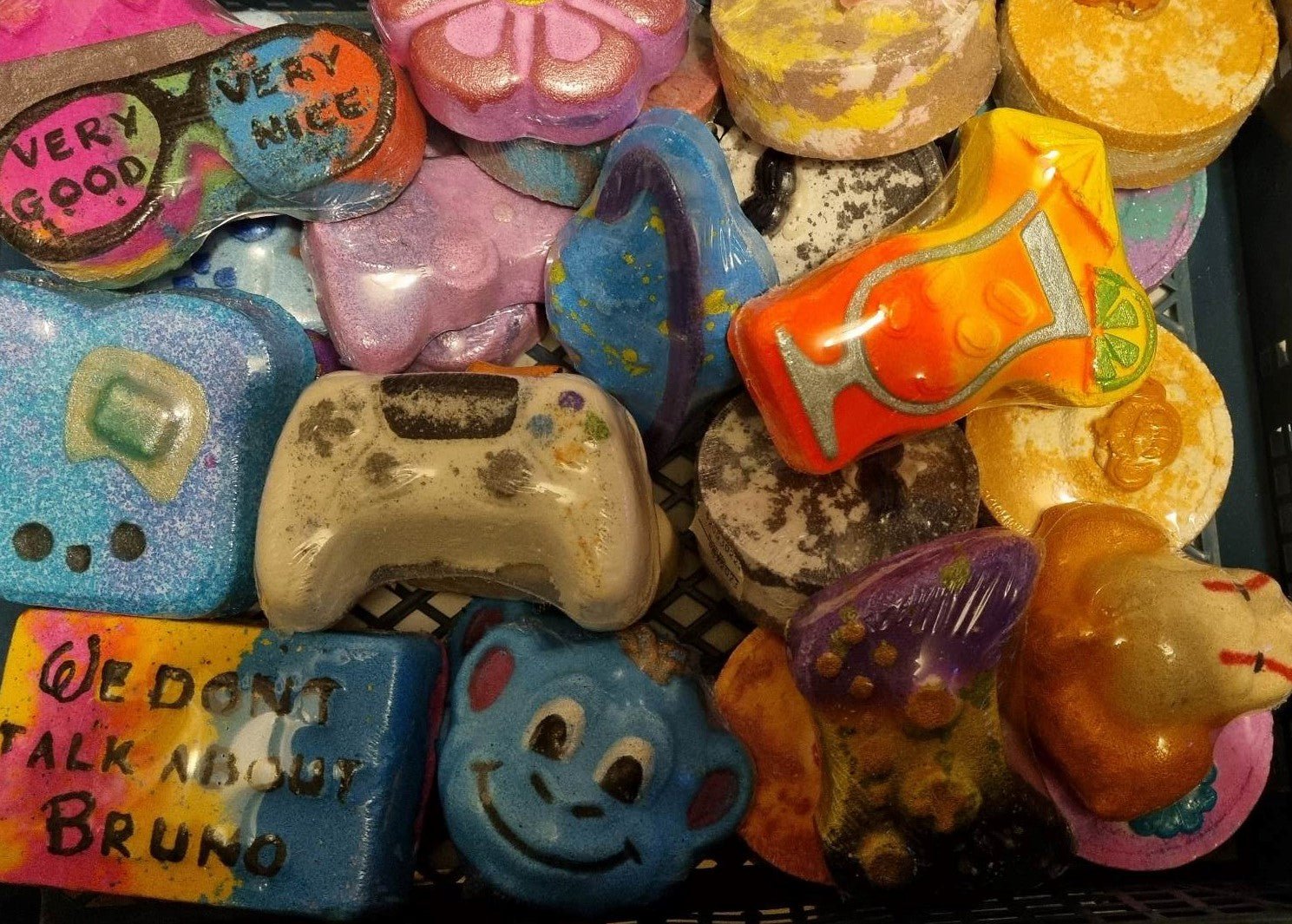 Random Mix Of 3 - KJ's Sizzling Scentz