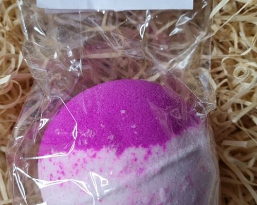 Jumbo Ball - Ice Queen Bath Bomb - KJ's Sizzling Scentz