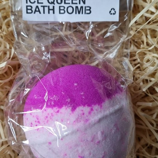 Jumbo Ball - Ice Queen Bath Bomb - KJ's Sizzling Scentz